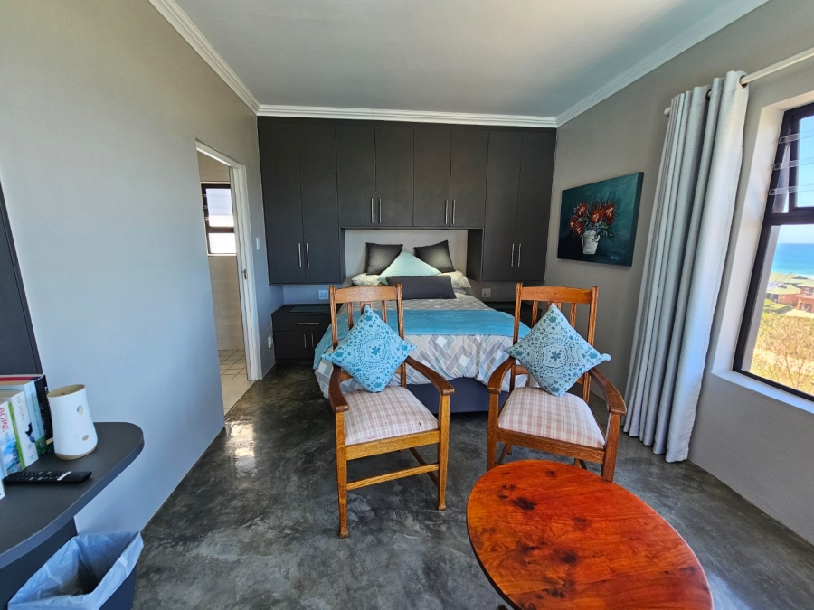 3 Bedroom Property for Sale in Dwarswegstrand Western Cape
